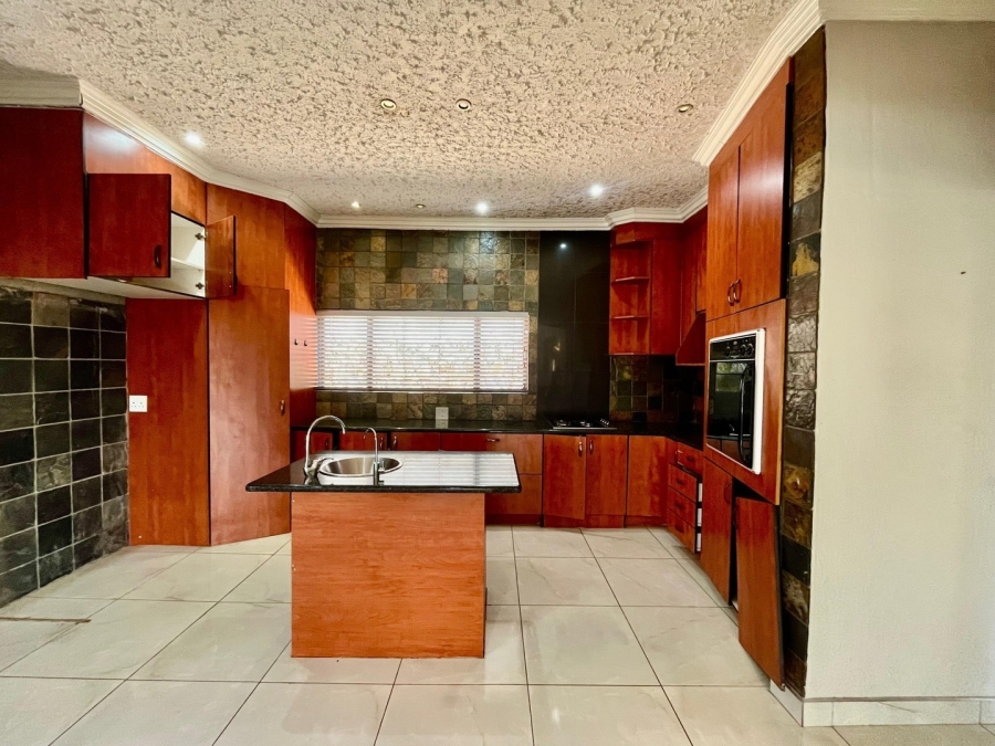 4 Bedroom Property for Sale in Cashan North West
